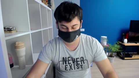 Snapshot of sexxxdickbig chatting on 02/04/25, 02:53 Tommy online show from 02/04/25, 02:53