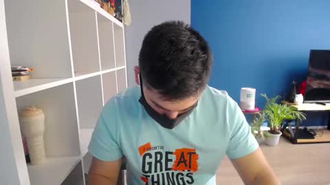 Snapshot of sexxxdickbig chatting on 02/09/25, 12:41 Tommy online show from 02/09/25, 12:41