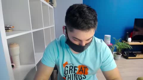 Snapshot of sexxxdickbig chatting on 02/09/25, 07:19 Tommy online show from 02/09/25, 07:19