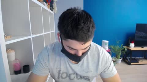 Snapshot of sexxxdickbig chatting on 02/21/25, 01:55 Tommy online show from 02/21/25, 01:55