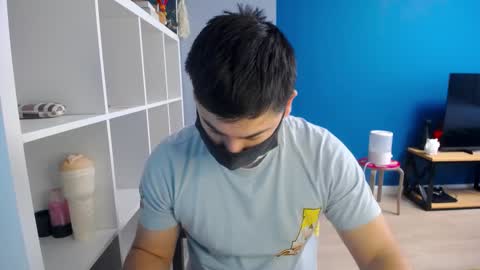 Snapshot of sexxxdickbig chatting on 03/04/25, 09:40 Tommy online show from 03/04/25, 09:40