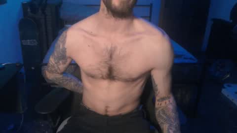 Snapshot of sexxxysiul chatting on 01/18/25, 05:04 SiuL online show from 01/18/25, 05:04