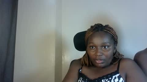 Snapshot of sexxy_amira chatting on 10/11/25, 12:15 sexxy_amira online show from 10/11/25, 12:15