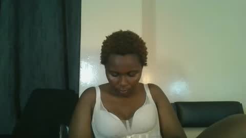 sexxy_amira online show from 10/27/25, 07:29