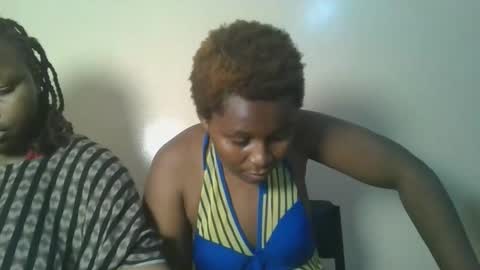 sexxy_amira online show from 11/18/25, 02:43