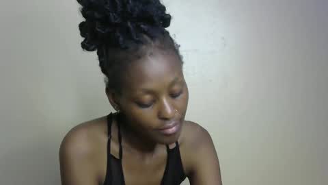 Snapshot of sexxy_bum23 chatting on 02/06/25, 01:05 sexxy bum online show from 02/06/25, 01:05
