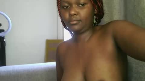 Snapshot of sexxy_lynne chatting on 09/14/25, 08:35 sexxy_lynne online show from 09/14/25, 08:35