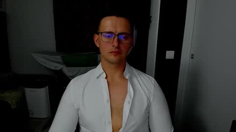 Sexxymuscles4U online show from 11/05/25, 12:38