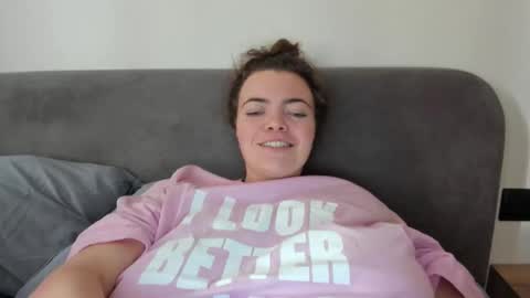 Hello dear. I will be glad to meet you.  see you soon. online show from 10/21/25, 11:11