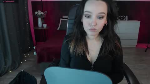 Snapshot of sexy_alexxia chatting on 10/24/25, 10:00 Alexia online show from 10/24/25, 10:00