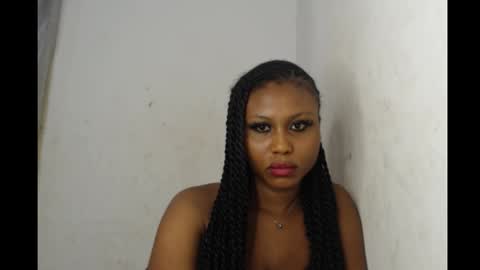 Snapshot of sexy_badgirl2 chatting on 09/16/25, 01:45 Sexy blackgirl2 online show from 09/16/25, 01:45