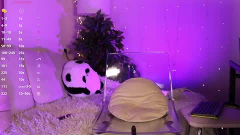 Snapshot of sexy_blonde_doll chatting on 02/23/25, 11:25 Lina online show from 02/23/25, 11:25