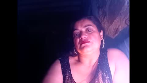 Snapshot of sexy_camy chatting on 03/03/25, 03:52 Camy Yamy online show from 03/03/25, 03:52