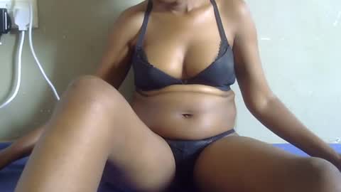 sexy_claude96 online show from 01/26/25, 10:12