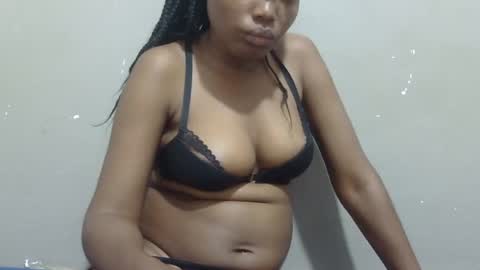 sexy_claude96 online show from 02/04/25, 09:10