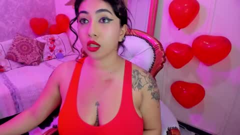 Snapshot of sexy_cristall chatting on 02/21/25, 01:55 C R I S T A L online show from 02/21/25, 01:55