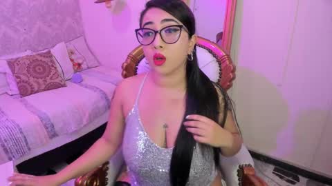 Snapshot of sexy_cristall chatting on 03/01/25, 09:37 C R I S T A L online show from 03/01/25, 09:37