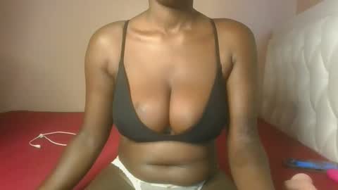 Snapshot of sexy_daniela1 chatting on 10/18/25, 08:37 Sexy daniela online show from 10/18/25, 08:37