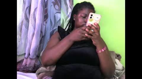 Snapshot of sexy_divana chatting on 01/14/25, 06:02 sexy_divana online show from 01/14/25, 06:02