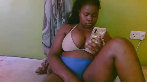 Snapshot of sexy_divana chatting on 02/08/25, 06:22 sexy_divana online show from 02/08/25, 06:22