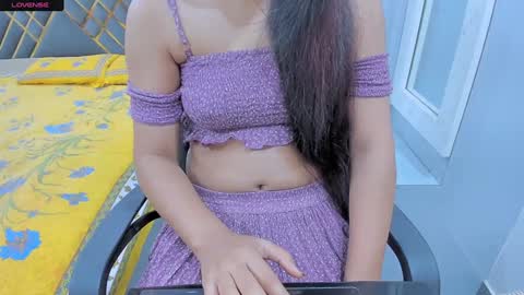 Snapshot of sexy_doll_1_ chatting on 01/27/25, 12:43 Sexydoll online show from 01/27/25, 12:43