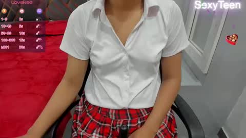 Snapshot of sexy_doll_1_ chatting on 02/16/25, 11:49 Sexydoll online show from 02/16/25, 11:49