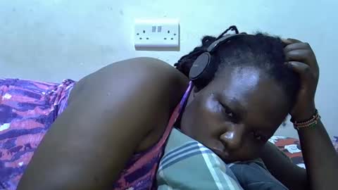 sexy_ebony254 online show from 10/14/25, 04:30