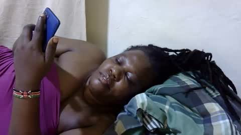 sexy_ebony254 online show from 11/01/25, 12:45