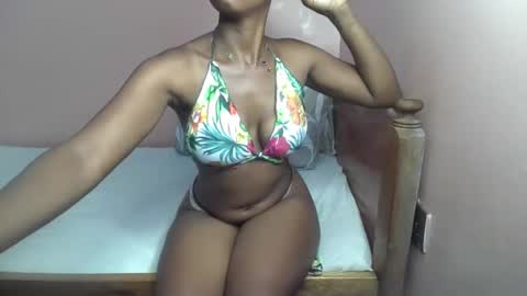 Ellahh online show from 11/16/25, 03:23