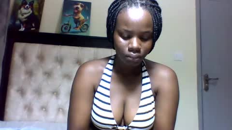 Snapshot of sexy_june chatting on 12/10/24, 03:20 sexy online show from 12/10/24, 03:20