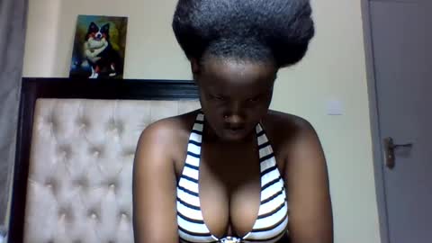 Snapshot of sexy_june chatting on 01/03/25, 10:31 sexy online show from 01/03/25, 10:31
