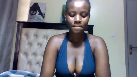 Snapshot of sexy_june chatting on 02/27/25, 04:31 sexy online show from 02/27/25, 04:31