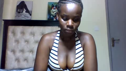 Snapshot of sexy_june chatting on 03/06/25, 09:58 sexy online show from 03/06/25, 09:58
