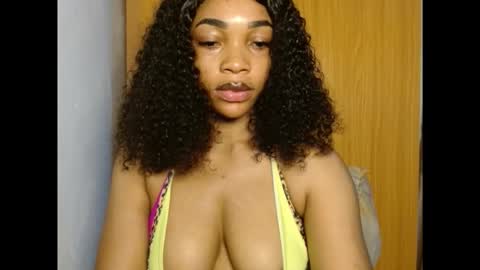 Sexy kitty881 online show from 09/12/25, 08:20