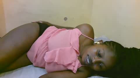 sexy_latasha online show from 10/09/25, 06:00