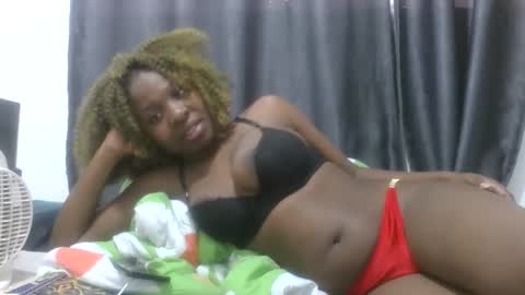 Snapshot of sexy_letisha chatting on 09/09/25, 07:41 sexy_letisha online show from 09/09/25, 07:41