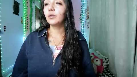 sexy lolas online show from 10/15/25, 05:51