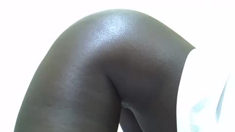 Loner online show from 11/21/25, 06:01