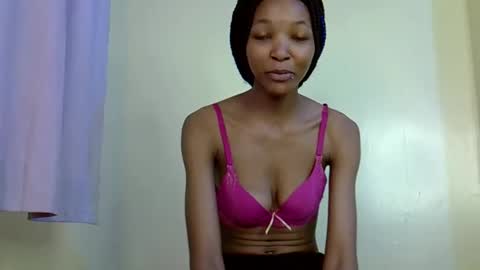 Snapshot of sexy_narohah chatting on 10/01/25, 01:39 Narohah online show from 10/01/25, 01:39