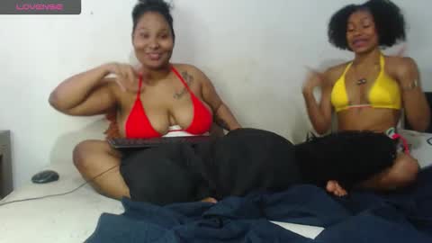 Snapshot of sexy_night_bm chatting on 09/27/25, 08:47 Jhoana online show from 09/27/25, 08:47