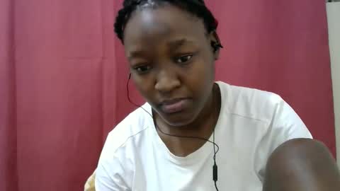 Snapshot of sexy_phoina chatting on 11/08/25, 06:51 sexy_phoina online show from 11/08/25, 06:51