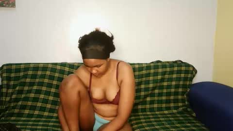 sexy_ros online show from 11/17/25, 01:39