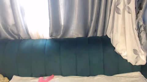 Snapshot of sexy_serena_ chatting on 01/07/25, 07:10 sexy_serena_ online show from 01/07/25, 07:10