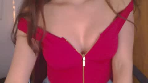 venus online show from 10/15/25, 10:21