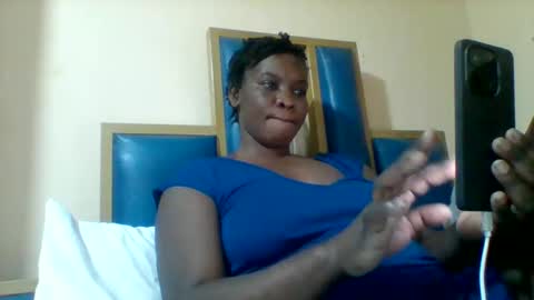 sexy_vivy1 online show from 10/04/25, 06:33