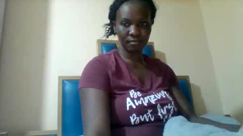 sexy_vivy1 online show from 10/28/25, 11:14