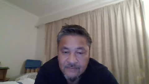 Dee online show from 02/13/25, 08:59