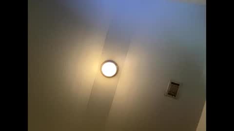 Snapshot of sexyassmixxy chatting on 10/23/25, 01:32 sexyassmixxy online show from 10/23/25, 01:32