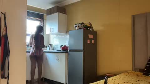 sexyasszeeee online show from 10/13/25, 08:47