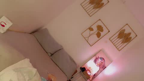 Lexie online show from 02/11/25, 12:48